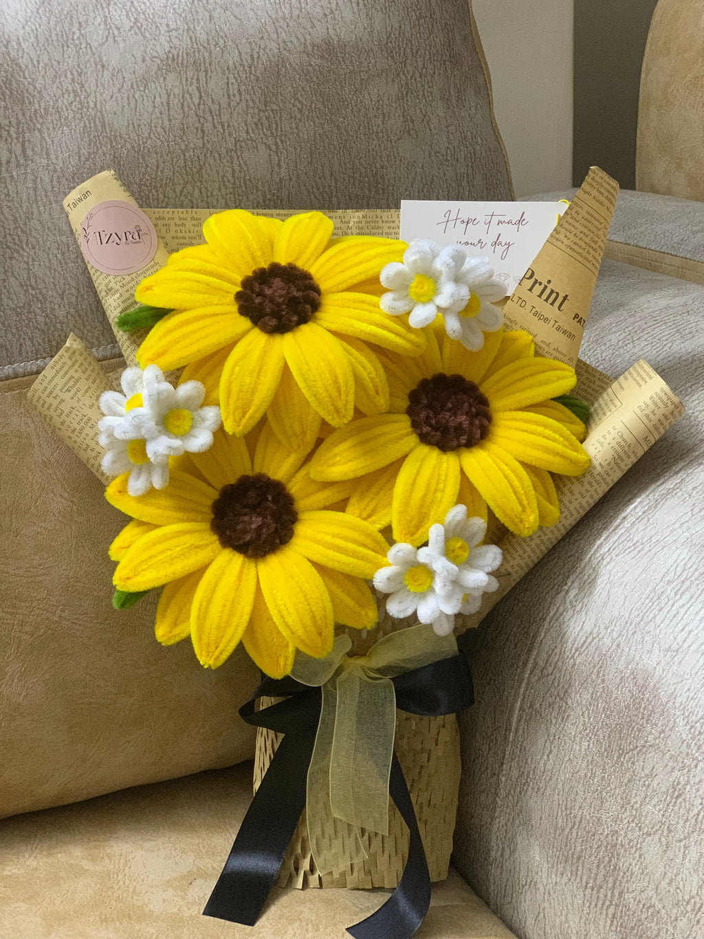 Bright Yellow Sunflowers Bouquet