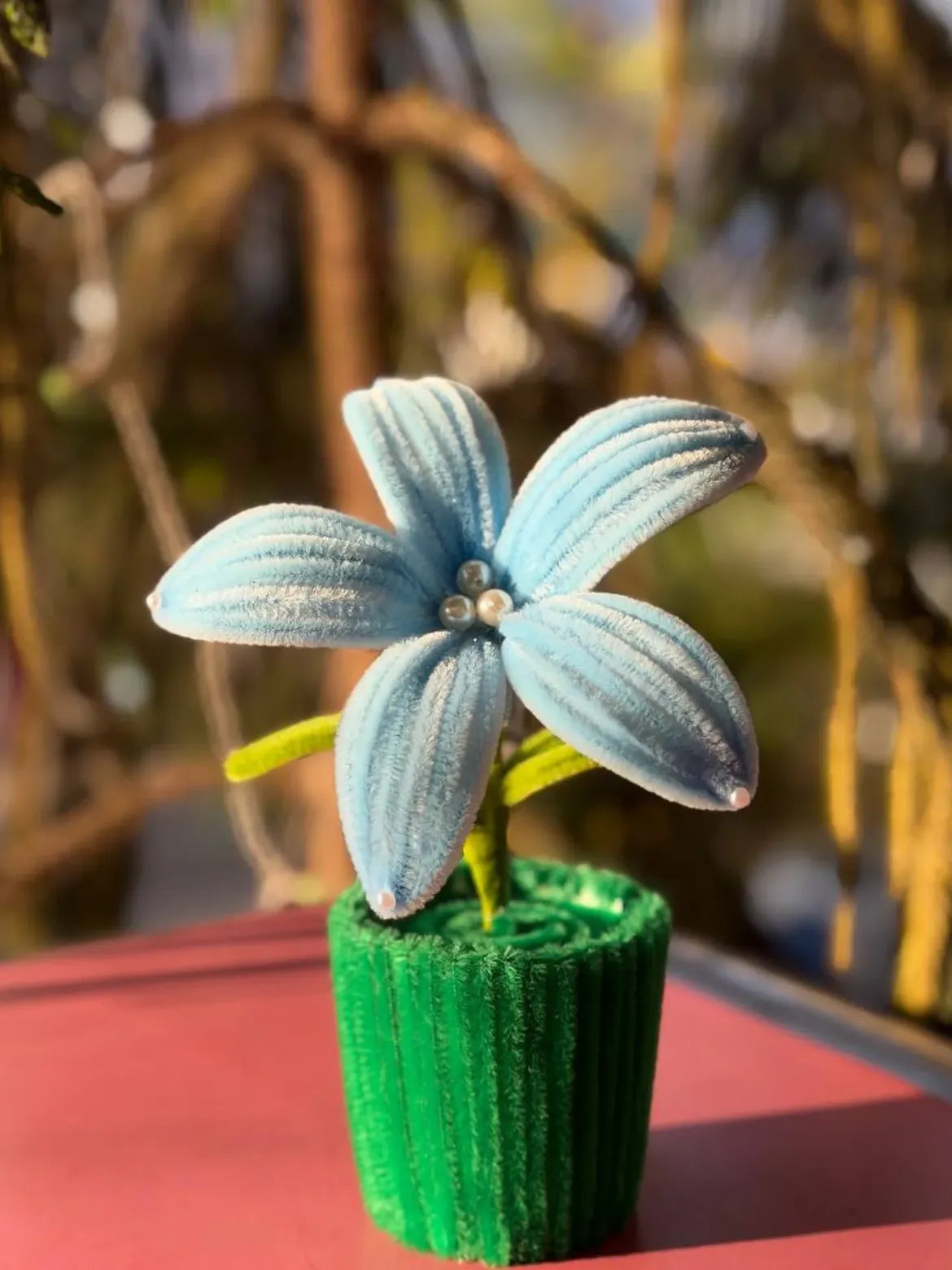Set of 2 Handmade Flower Cups – Red & Sky Blue